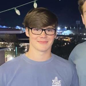 Meet your Posher, Liam